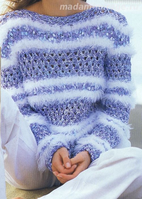 Полосатый пуловер